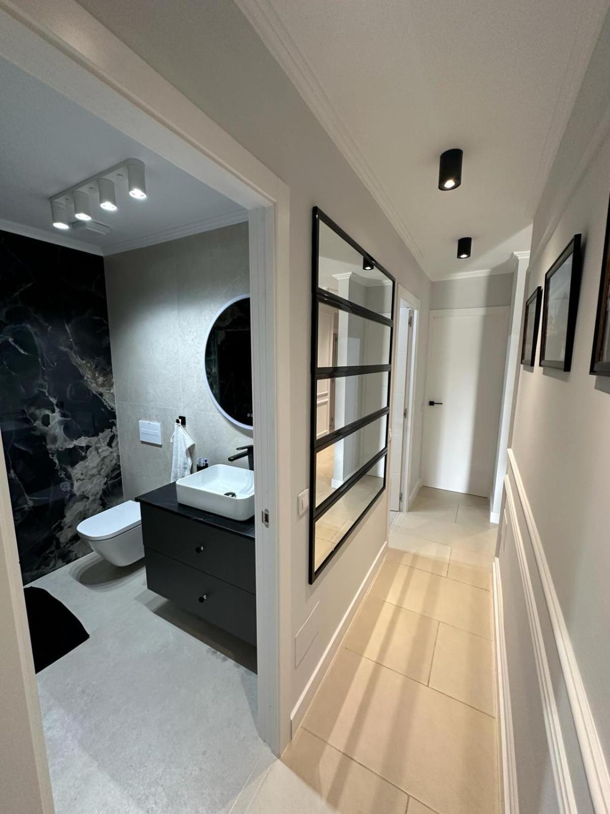 Apartamento Amarillo Oceanview ปลายา ฟัญญาเบ ภายนอก รูปภาพ